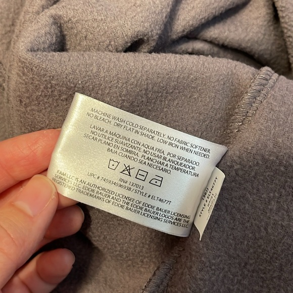 Eddie Bauer Fleece Quarter Zip Pullover - Picture 11 of 13